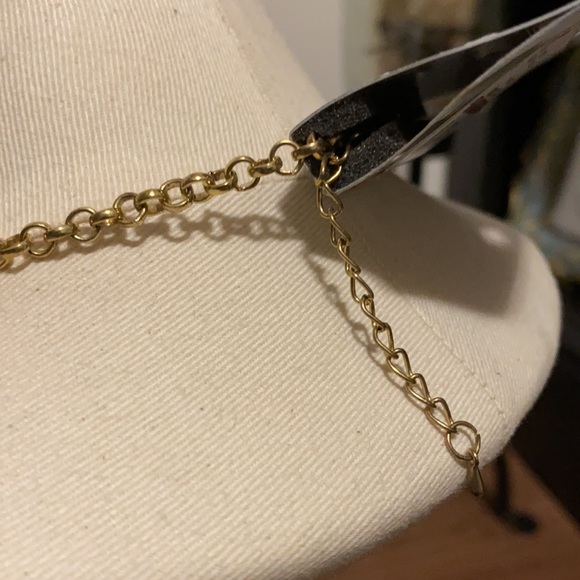 Stunning statement necklace - Picture 3 of 5